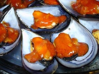 Mejillones al vapor con salsa picantona